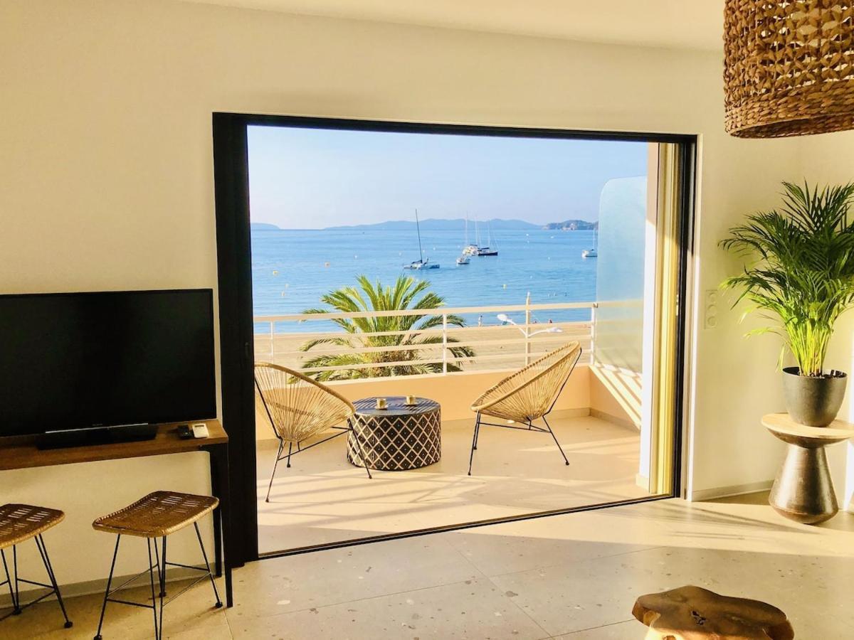 Appartement T3 Lumineux Traversant Totalement Neuf En Face De La Plage Front De Mer Vue Sur Les Iles Vue Mer Panoramique Assuree Residence De La Plage Centre Ville Du Lavandou 3Eme Etage Avec Ascenseur Appartement T3 Ле-Лаванду Экстерьер фото